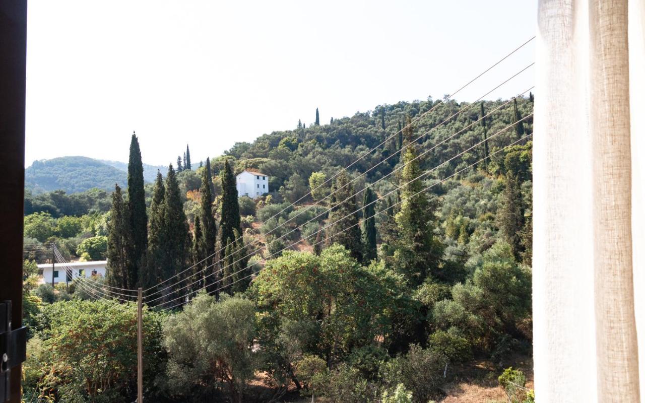 Ilia'S Holiday Home Peritheia Exterior photo
